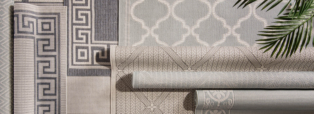 SAFAVIEH コートヤードコレクション 5フィート3インチ 正方形 ライトグレー / アクア CY8751 屋内/屋外 防水 お SAFAVIEH コートヤードコレクション 6フィート7インチ ラウンド ネイビー/ベージュ CY5142 屋内/屋外 防水 お手入 SAFAVIEH  コートヤードコレクション 2フィート3インチ x 6フィート7インチ ブルー/ベージュ CY6889 屋内/屋外 防水 お手入れ簡単 パティオ 裏庭  泥室 ...