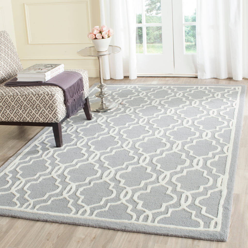 Contemporary Accent Rug, CAM131D, 60 X 91 cm in Silver / Ivory