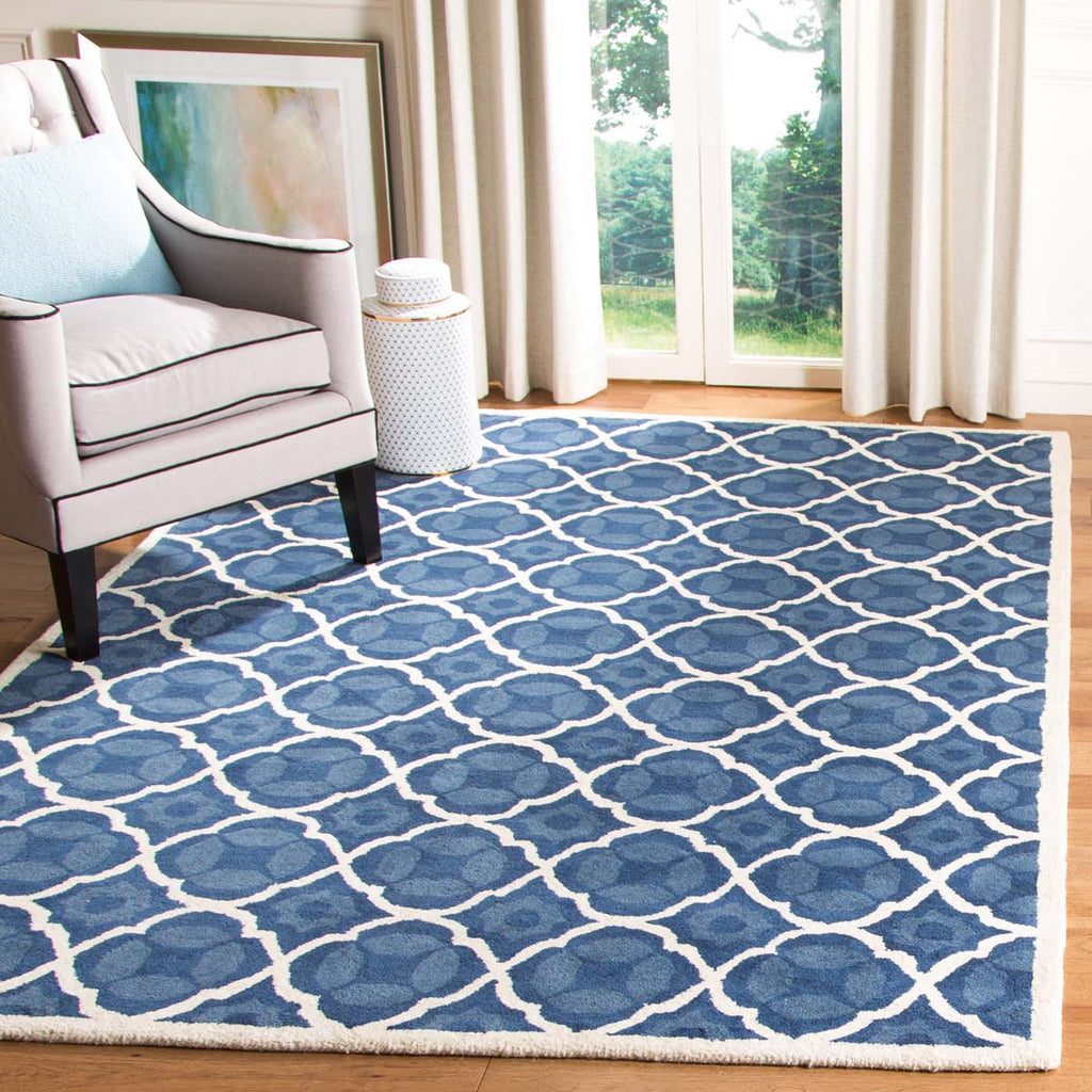 Safavieh Chatham Rug Collection CHT821A - Blue / Ivory