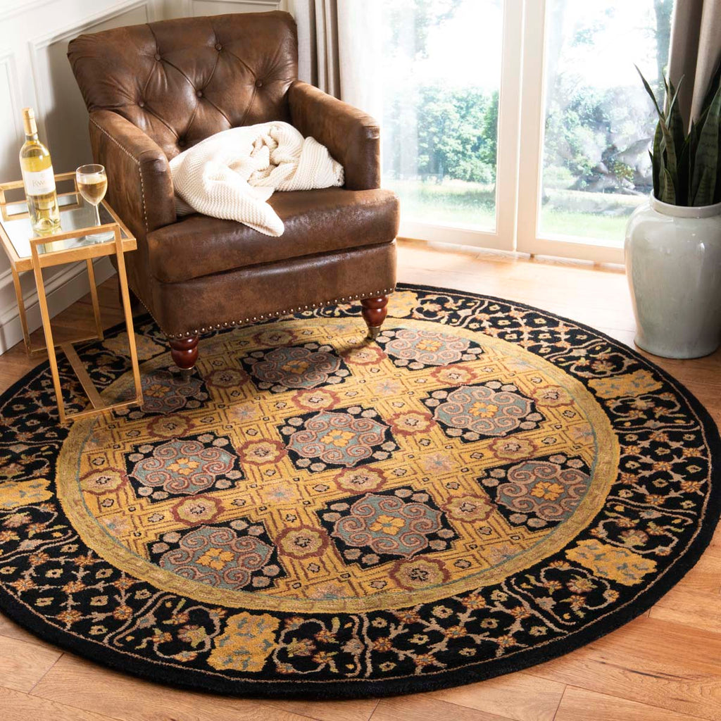 Safavieh Classic Rug Collection CL301A - Gold / Black