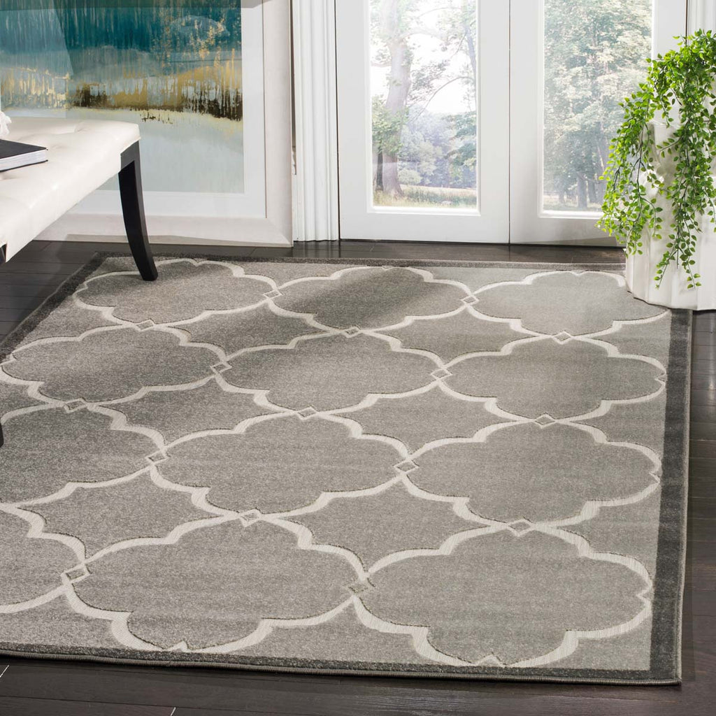 Safavieh Cottage Rug Collection COT926C - Grey