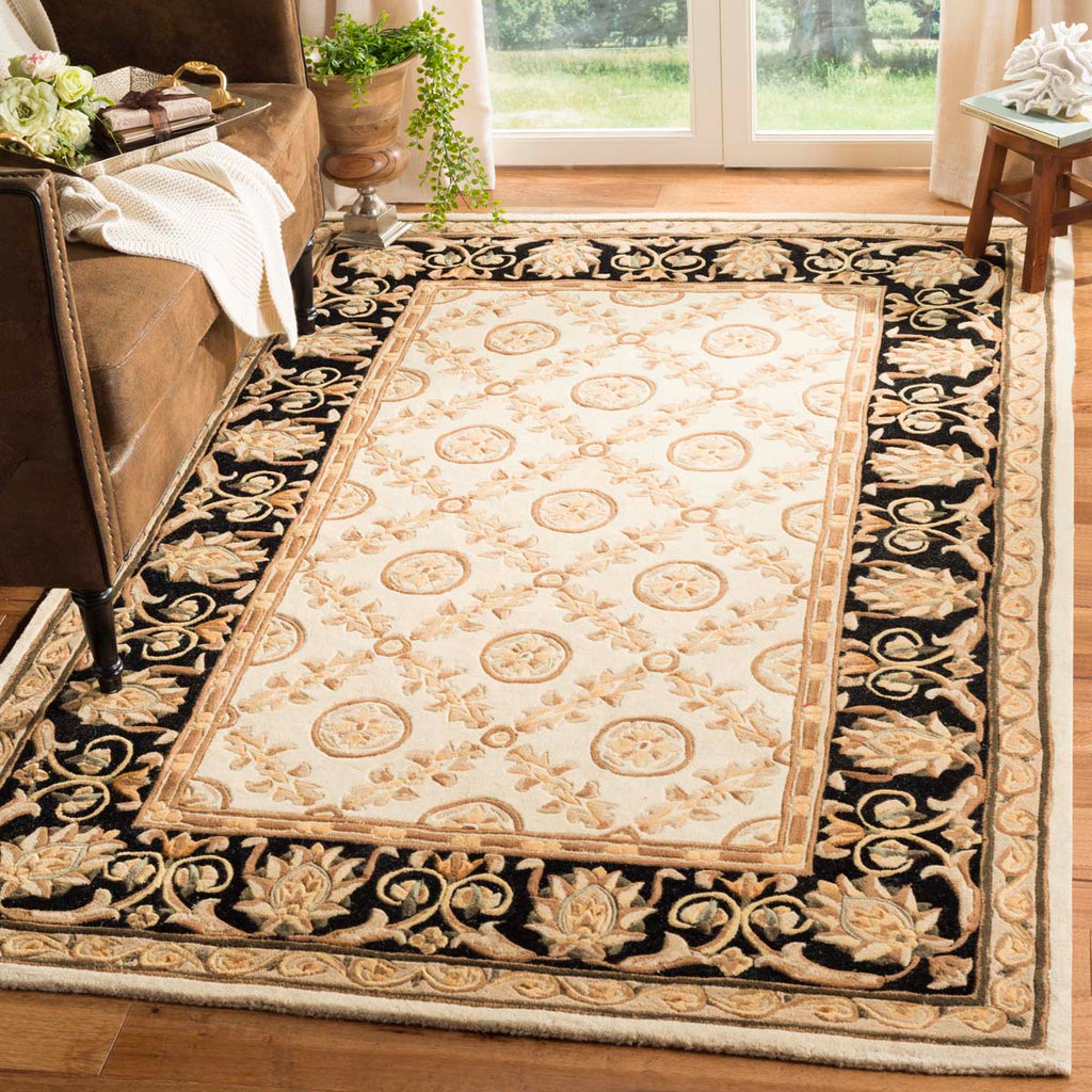 Safavieh Naples Rug Collection NA521A - Ivory / Black