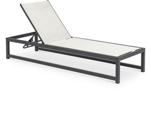 Maldives Cream Adjustable Mesh Water Resistant Fabric Outdoor Patio Adjustable Sun Chaise Lounge | Meridian Furniture - 348Cream