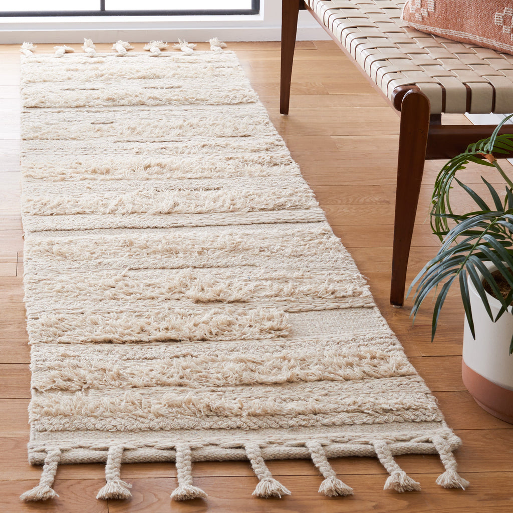Safavieh Casablanca 450 Rug, CSB450 - Beige