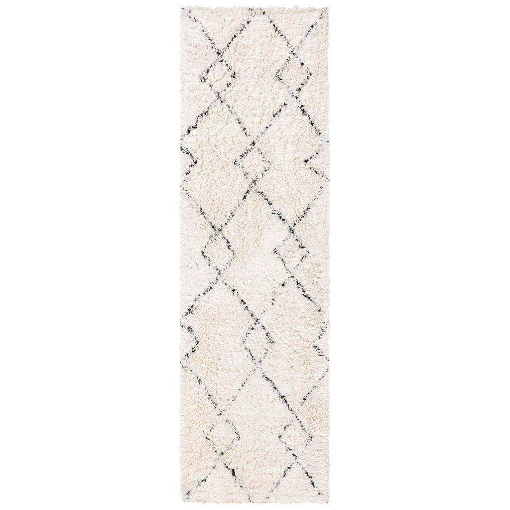 Safavieh Casablanca 915 Rug, CSB915 - Ivory / Black