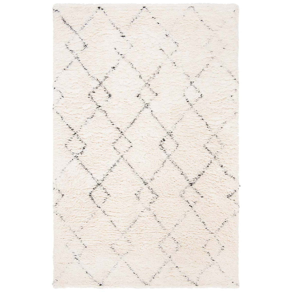Safavieh Casablanca 915 Rug, CSB915 - Ivory / Black