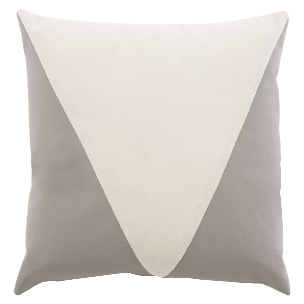 Outdoor Throw Pillow
Add a stylish touch to your outdoor space with one of our customizable accent pillows. | Bernhardt Exterior - OTP20