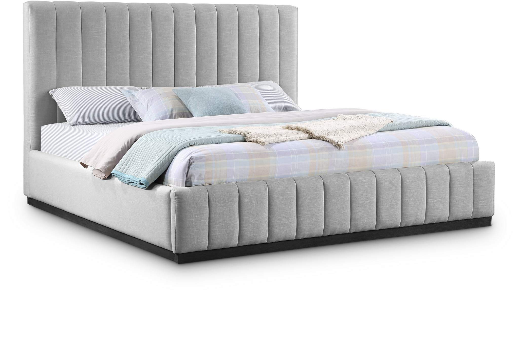 Lucia Grey Linen Textured Fabric Upholstered King Bed | Meridian ...