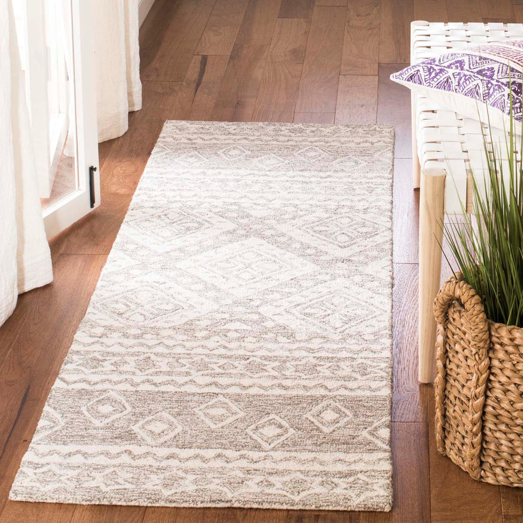 Micro-Loop 501 Rug | Safavieh - MLP501 - Dark Grey / Ivory