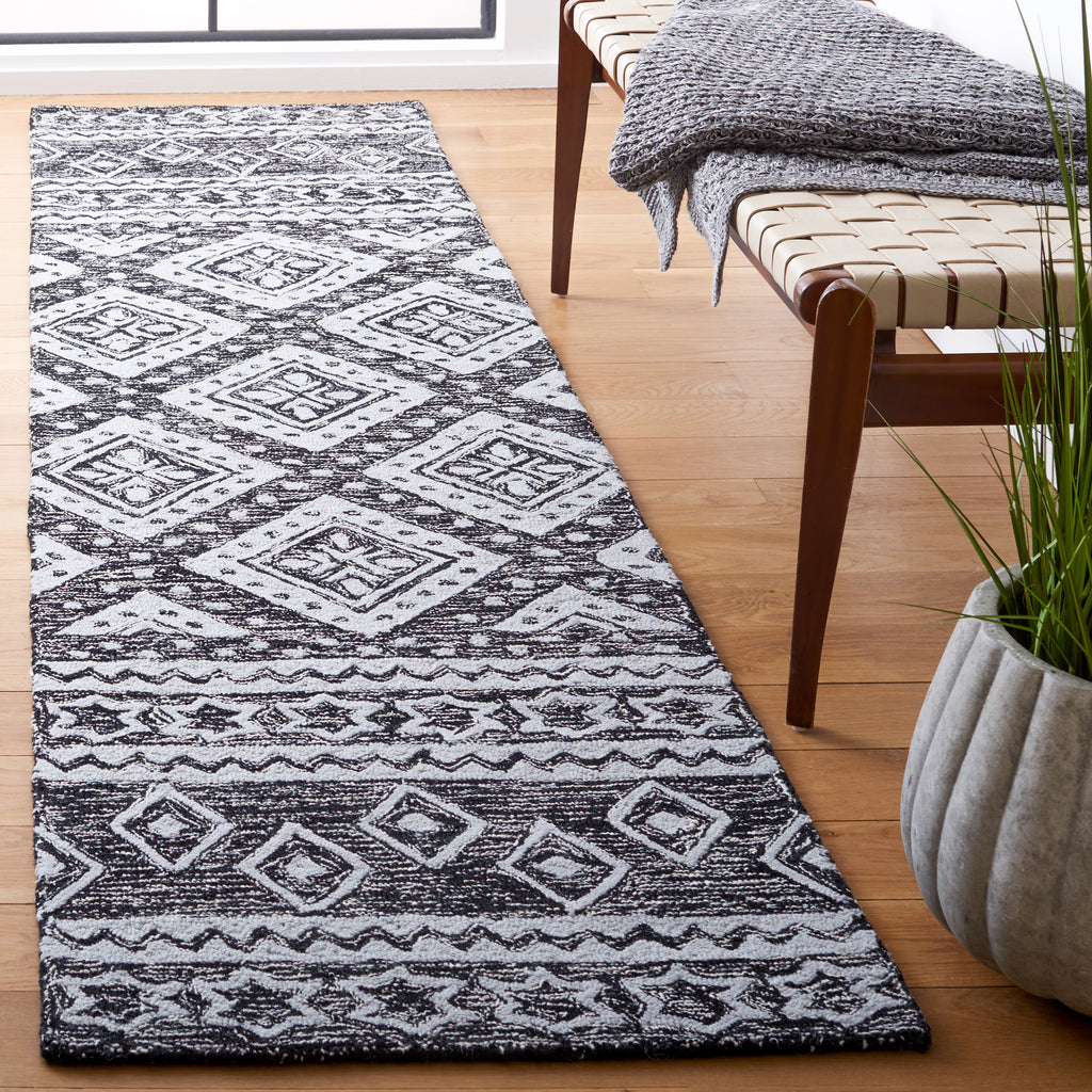 Micro-Loop 501 Rug | Safavieh - MLP501 - Black / Grey