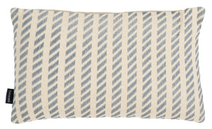 Suki Pillow | Safavieh – PLS5014