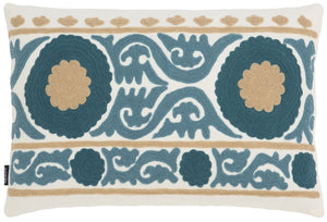 Jacque Pillow | Safavieh - PLS6002