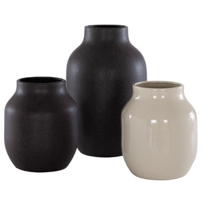 Raya Ceramic Vase | Safavieh - RDC4014