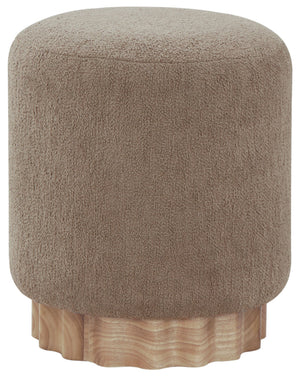 Nikolas Round Boucle Ottoman | Safavieh Couture – SFV4862