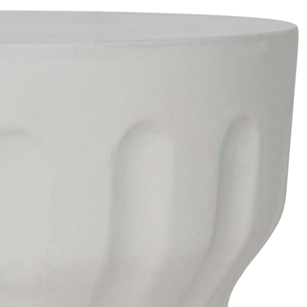 Safavieh Vesta Indoor/Outdoor Modern Concrete Round 15.3-Inch Dia Accent Table - Ivory