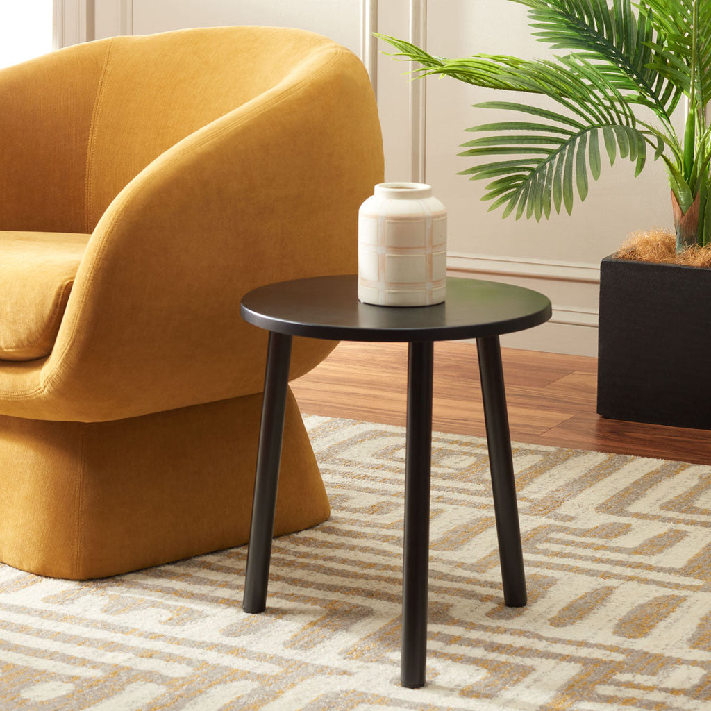 Safavieh Ivitrio Round Accent Table, Black
