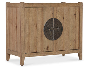 Vineyard Row Two-Door Nightstand | Hooker Furniture - 6952-90516-80