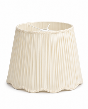 IVORY SCALLOPED PLEATED LAMP SHADE