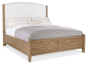 Vineyard Row Queen Upholstered Bed | Hooker Furniture - 6952-90850-80