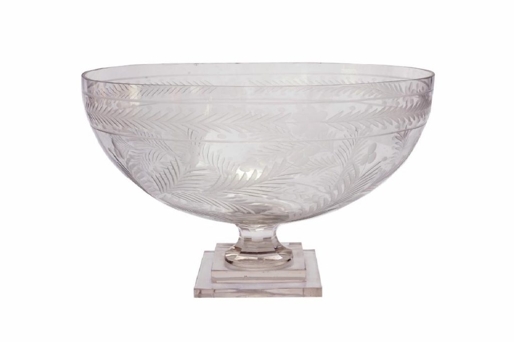Swag And Garland Large Glass Centerpiece Bowl | Enchanted Home - GLA043