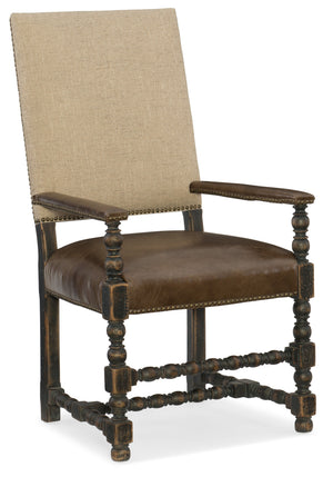 Hill Country Comfort Upholstered Arm Chair | Hooker Furniture - 5960-75400-BLK