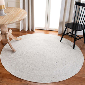 Safavieh Braided Rug Collection BRD901C - Light Beige