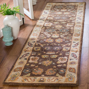 Safavieh Bergama Rug Collection BRG136B - Brown / Ivory