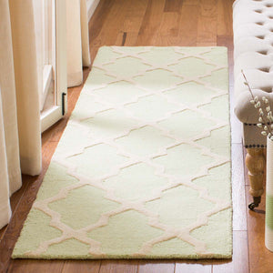 Safavieh Cambridge Rug Collection CAM121B - Light Green / Ivory