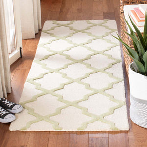Safavieh Cambridge Rug Collection CAM121N - Ivory / Light Green
