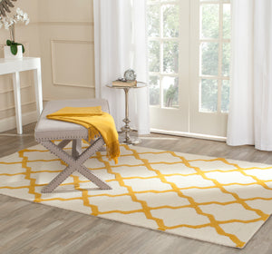 Safavieh Cambridge Rug Collection CAM121U - Ivory / Gold
