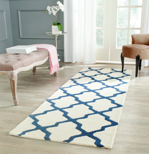 Safavieh Cambridge Rug Collection CAM121Z - Ivory / Navy