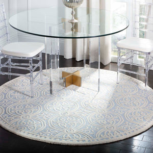 Safavieh Cambridge Rug Collection CAM123A - Light Blue / Ivory