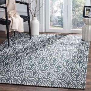 Safavieh Cape Cod Rug Collection CAP501A - Slate / Ivory