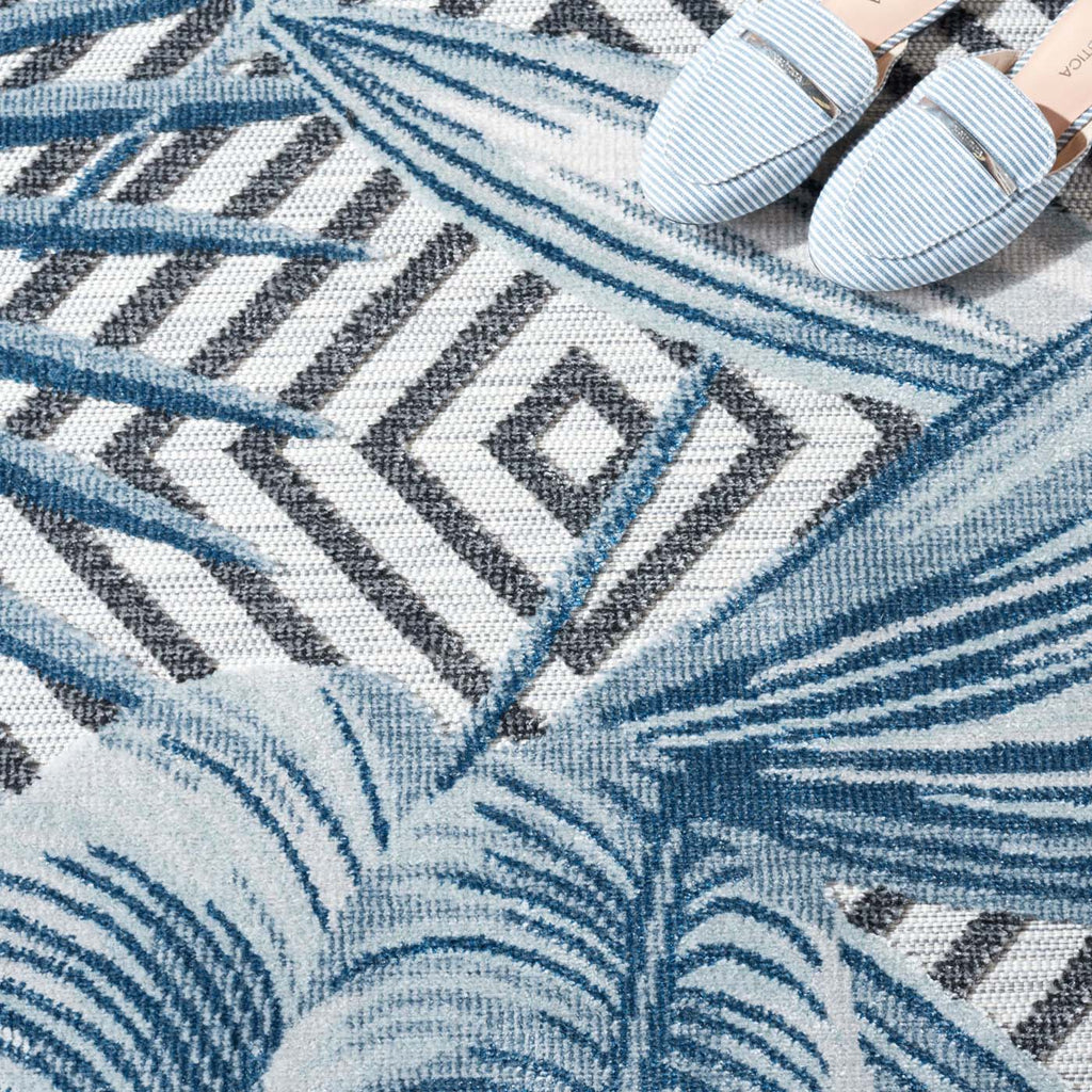 Safavieh Cabana Rug Collection: CBN447N - Ivory / Navy