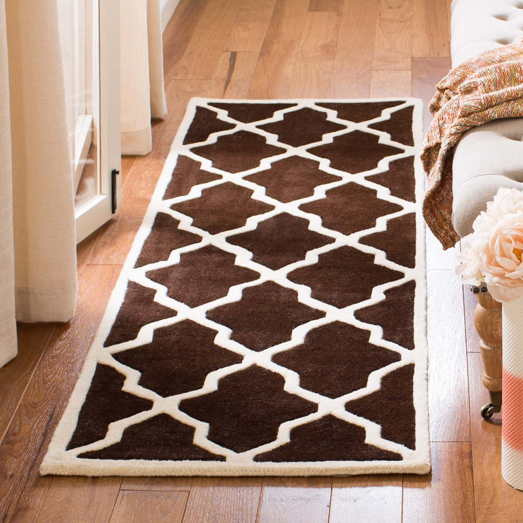 Safavieh Chatham Rug Collection CHT735R - Dark Brown / Ivory