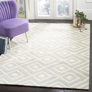 Safavieh Chatham Rug Collection CHT742E - Grey / Ivory