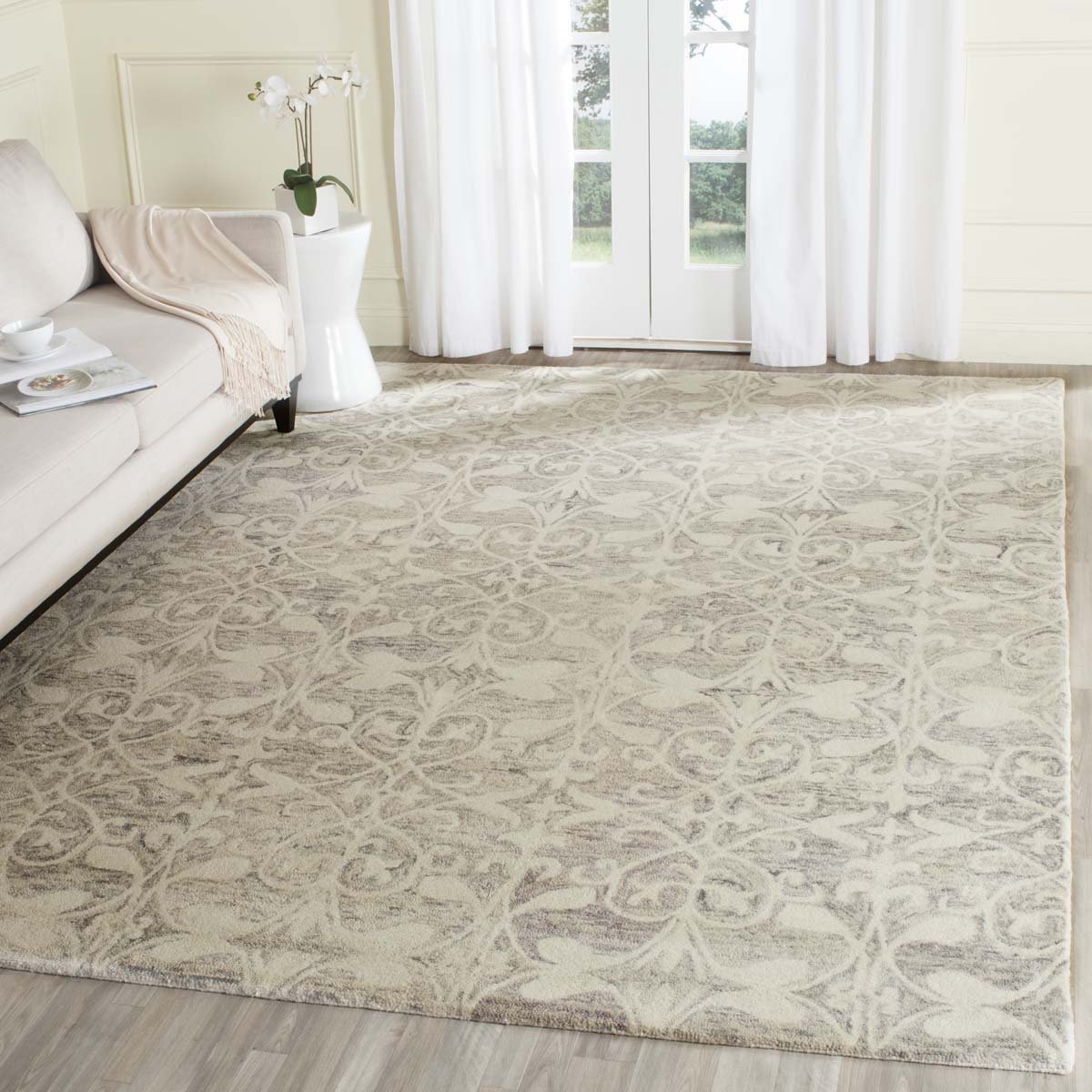 Safavieh Chatham Rug Collection CHT765E - Light Grey / Ivory