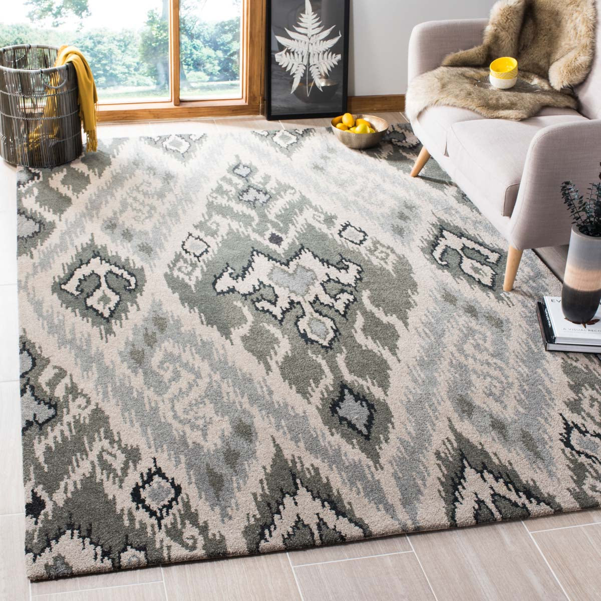 Safavieh Capri Rug Collection CPR351A Multi Grey - Technical View