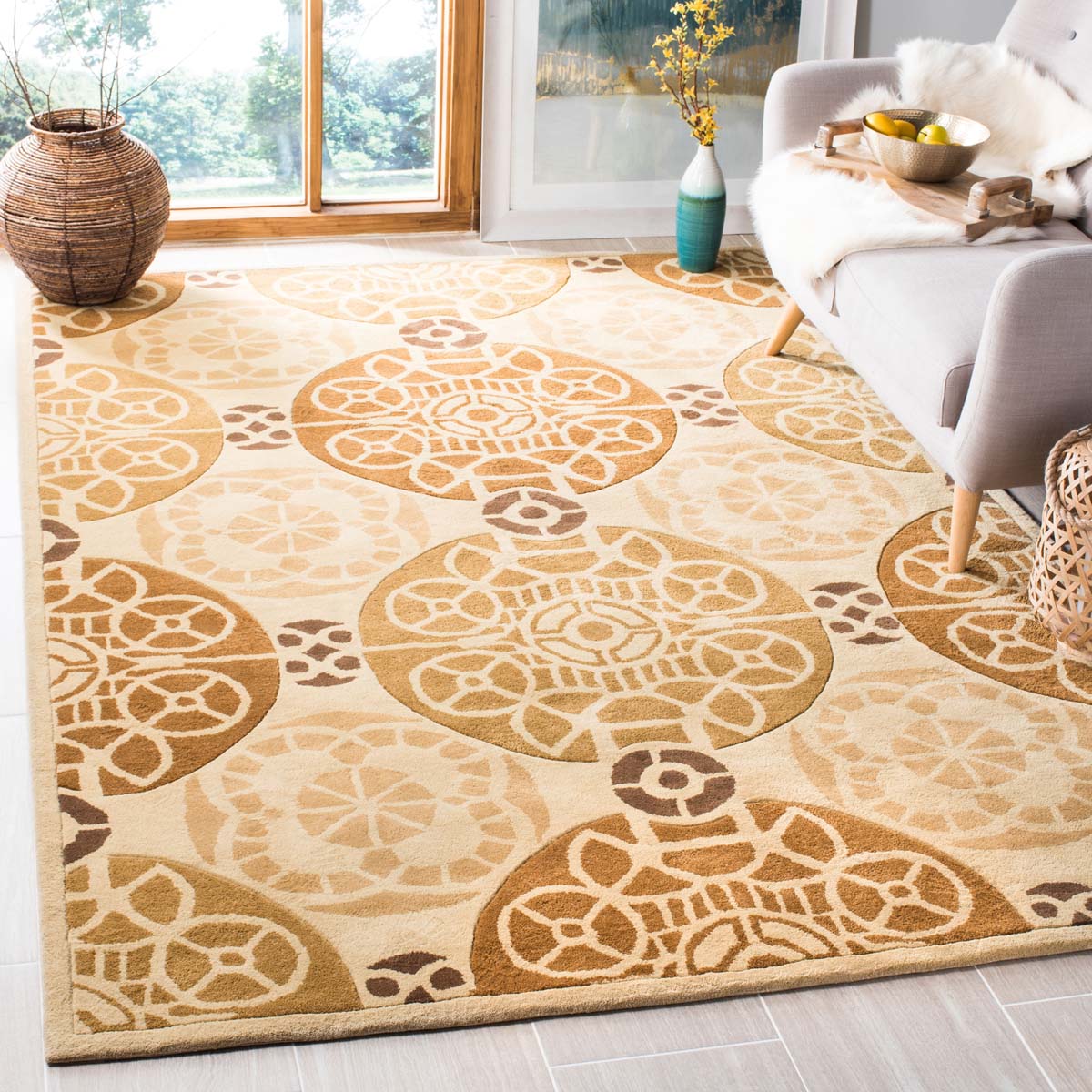 Capri Rug Collection Safavieh Capri Rug Collection CPR353B - Gold / Multi