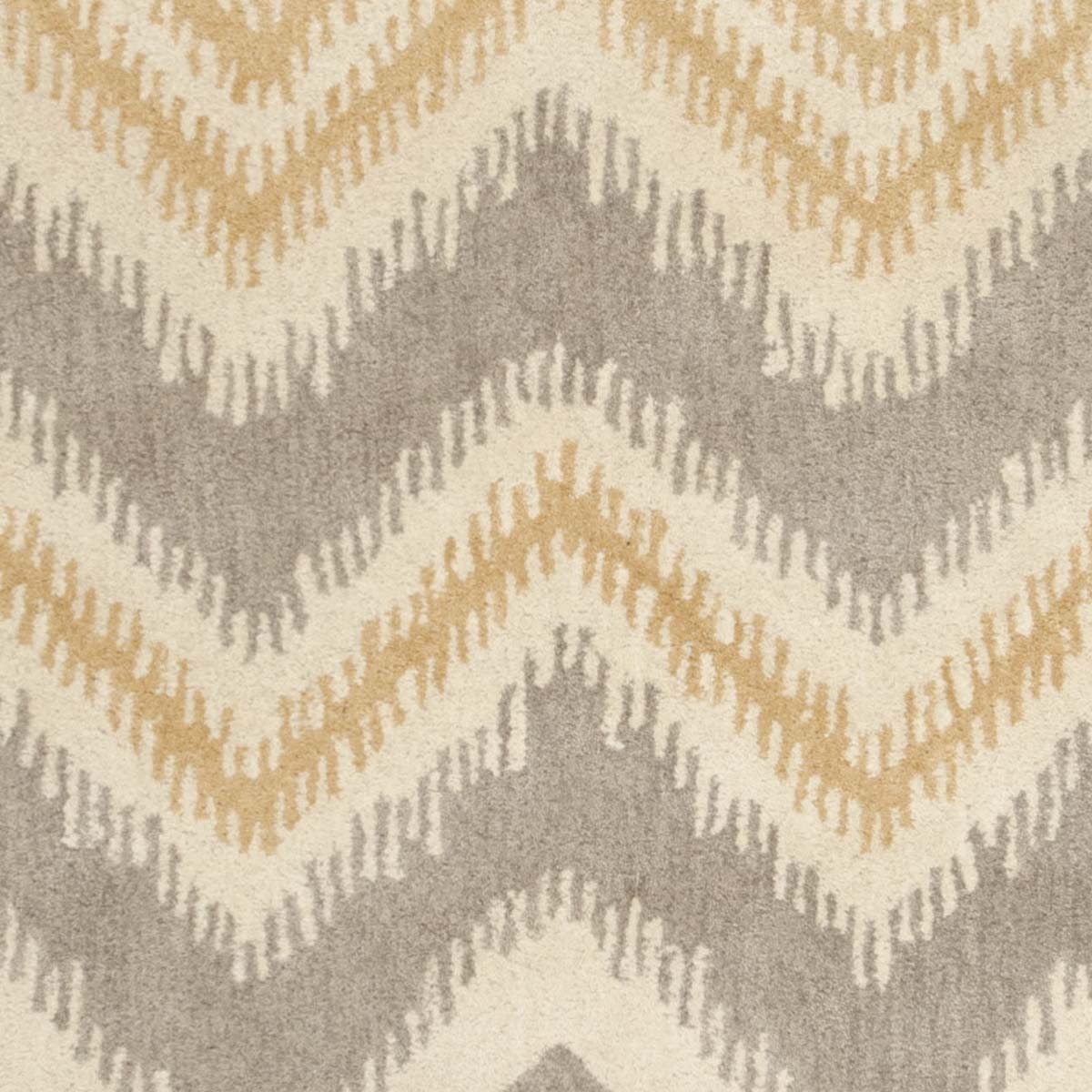 Capri Rug Collection Safavieh Capri Rug Collection CPR445B - Grey / Gold
