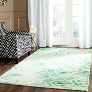 Safavieh Dip Dye Rug Collection DDY678Q - Green / Ivory