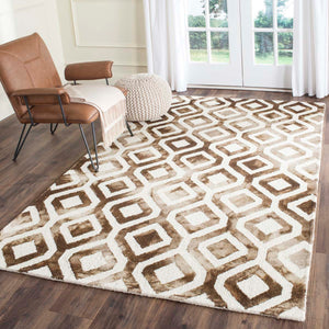 Safavieh Dip Dye Rug Collection DDY679L - Ivory / Chocolate