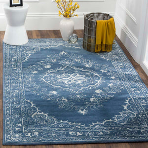 Safavieh Glamour Rug Collection GLM533B - Blue