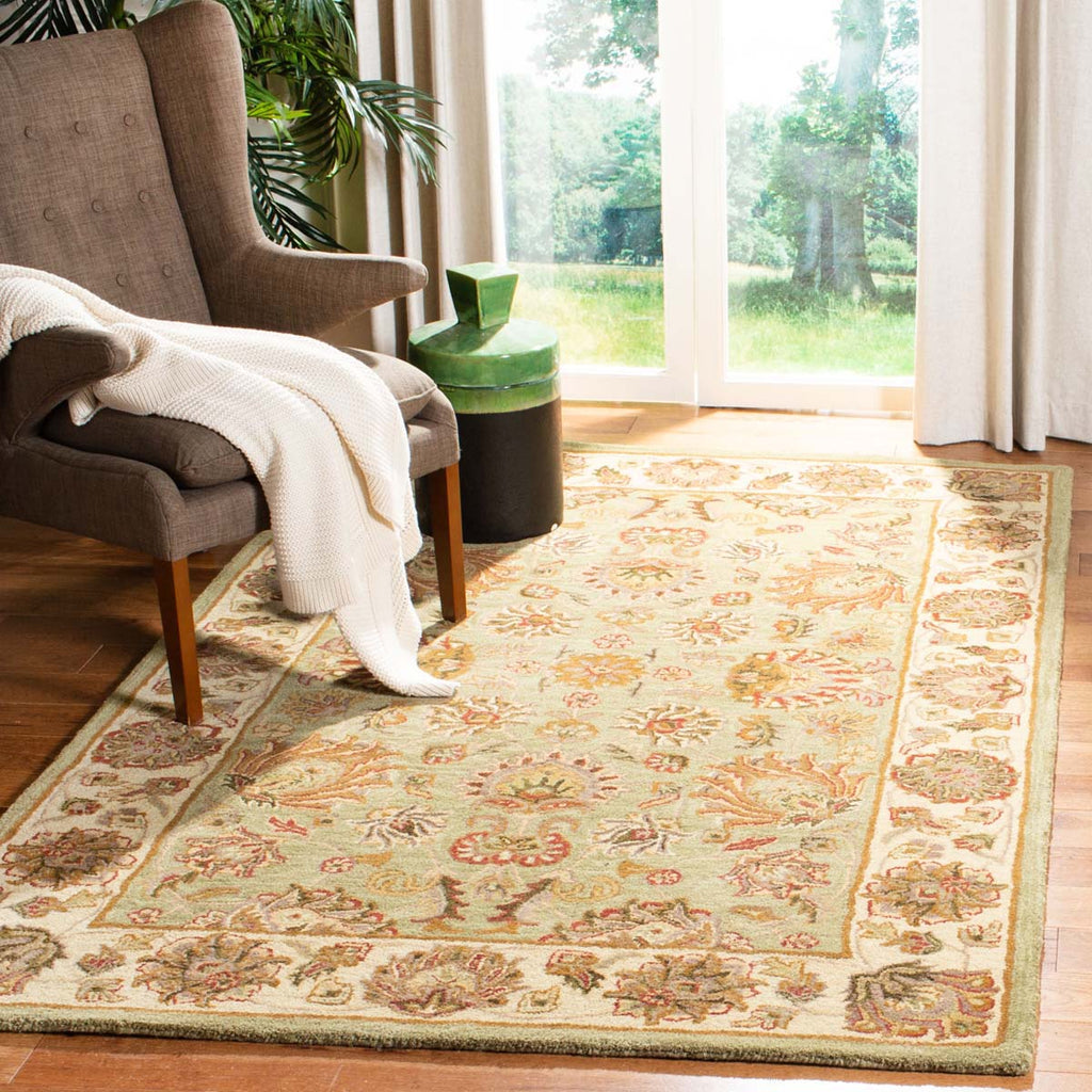 Safavieh Heritage Rug Collection HG343A - Green / Gold