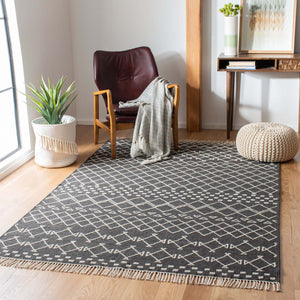 Safavieh Kilim Rug Collection KLM522A - Charcoal / Ivory