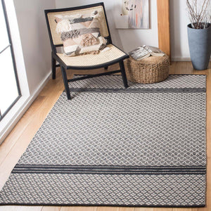 Safavieh Kilim Rug Collection KLM703Z - Black / Ivory