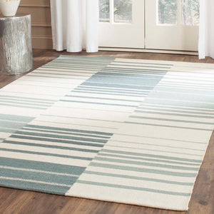 Safavieh Kilim Rug Collection KLM953A - Blue / Ivory