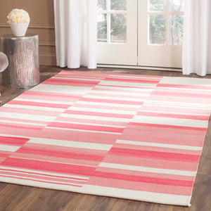 Safavieh Kilim Rug Collection KLM953C - Pink / Ivory