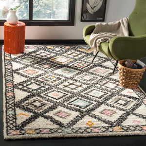 Safavieh Kenya Rug Collection KNY822A - Natural / Multi