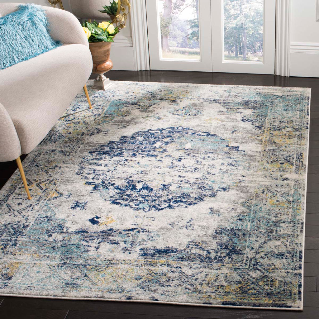Safavieh Madison Rug Collection MAD158F - Light Grey / Blue